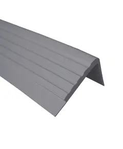Γωνία σκαλοπατιών pvc αντιολισθητική δαπέδων και μοκετών 30x50x2500mm