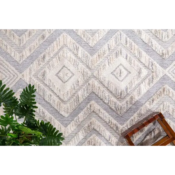Xαλί La Casa 723A White L. Grey Royal Carpet